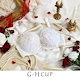 White(001)