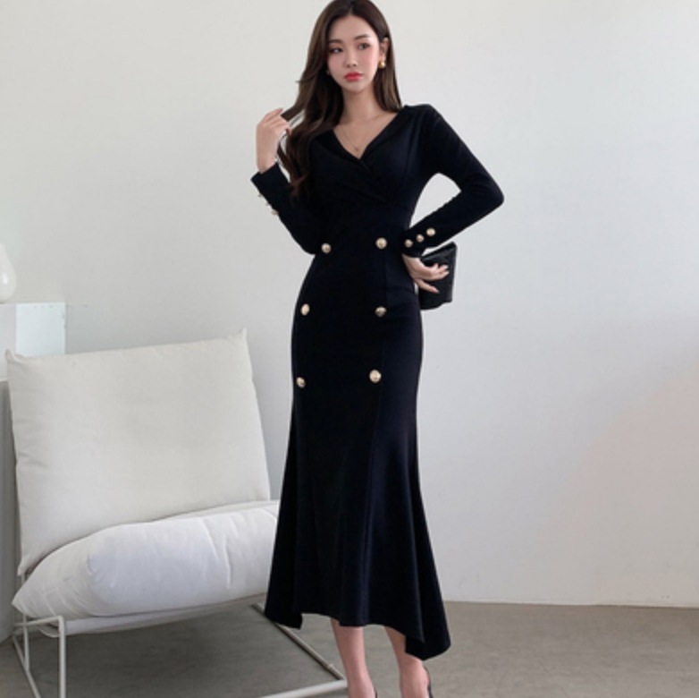 ワンピース デート ロング 袖あり 長袖 スリム タイト 細身 かわいい 大人可愛い きれいめ シンプル カジュアル 大人 上品 おしゃれ お洒落 主役級 存在感 春 秋 10代 20代 30代 8,482円