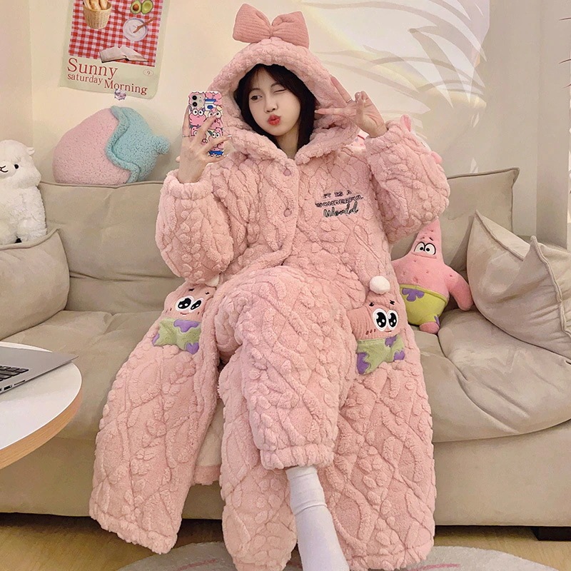 サンゴのベルベットの寝衣の女性の秋冬の新しい三層の綿を挟んで厚いベルベットのパジャマの女性の保温家の服を着ます 6,042円