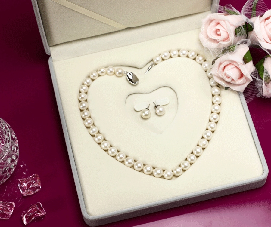 本真珠ネックレス＆ピアスorイヤリングセット10-10.5mm高級ハート専用ケース