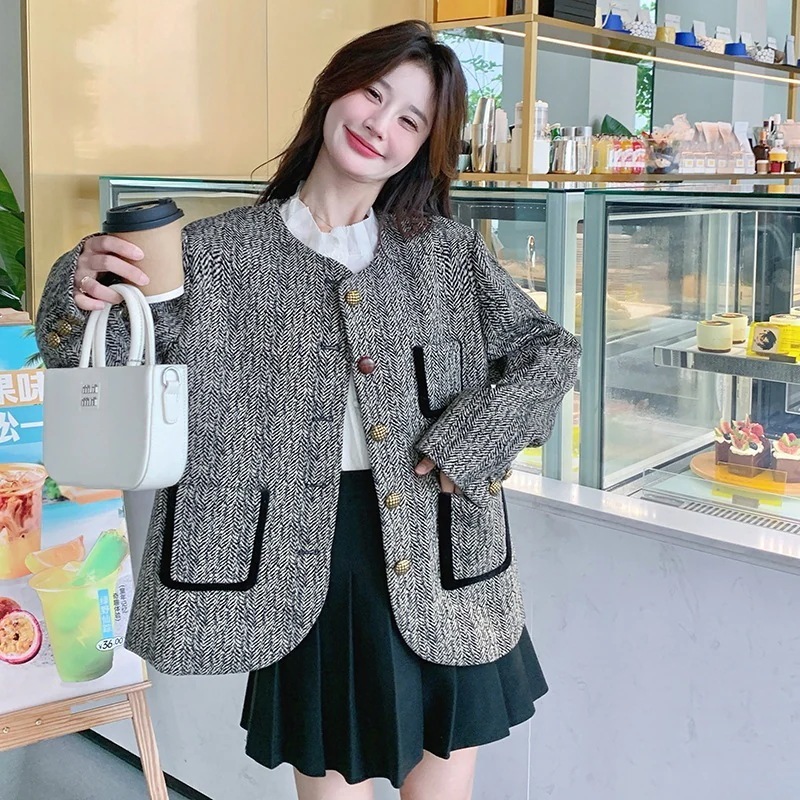 フランスのレトロな小さな香水ジャケット2024新しい気質通勤名人緩いヘリンボーンショートトップス