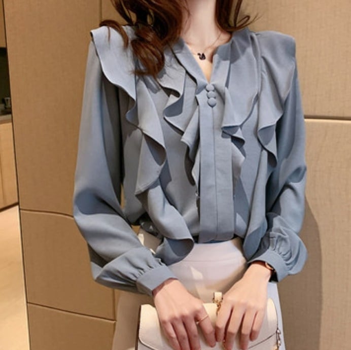 トップス デート かわいい 大人可愛い きれいめ シンプル カジュアル 大人 上品 おしゃれ お洒落 フリル ブラウス オフィス 通勤 エレガント Vネック 長袖 ブルー フリーサイズ 韓国 モテ