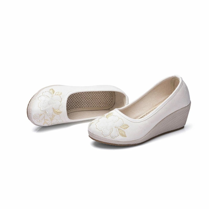 777円OFFクーポン パンプス レディース 花柄 刺繍 ウェッジソール 歩きやすい 通気 軽量 6センチ ハイヒール 快適 カジュアル ウェッジサンダル 幅広 ラウンドトゥ 甲浅 レジャー リゾート