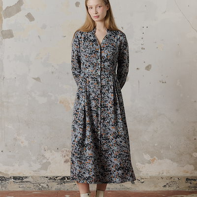 재팬 플라워 프린트 스웨이드 터칭 프리미엄 새틴 맥시 셔츠