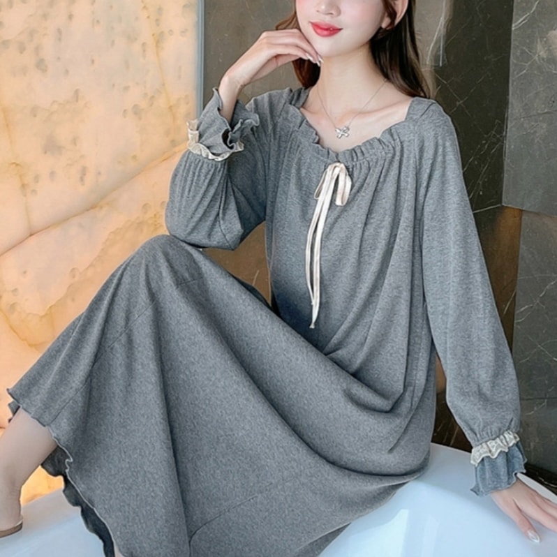 ルームウェア パジャマ ネグリジェ ミモレ ミモレ丈 袖あり 長袖 スクエアネック セミフレア Aライン レース 刺繍 チュール シフォン フリル リボン 透け感 シースルー おしゃれ お洒落 2