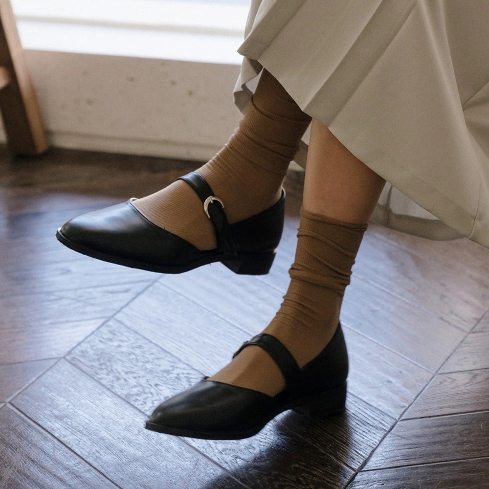 サイドオープンストラップシューズ