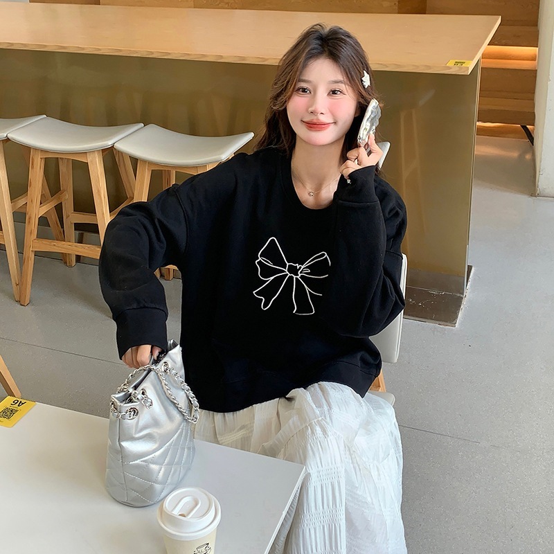 甘い老化弓刺繍ラウンドネックセーター2024新しいファッショナブルな大学のレジャー小さなサイズのトップス