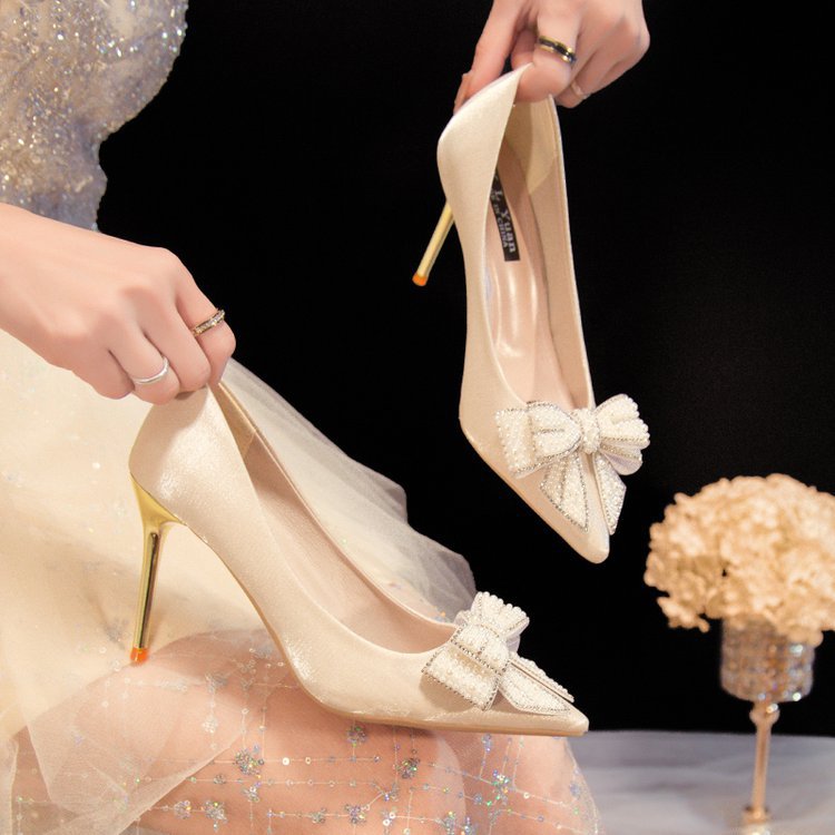 ピンヒール ピンヒール 結婚式 パンプス パンプス 通勤用 パンプス ヒール7cm 定番 オフィス 痛くない ポインテッドトゥ 結婚式 フォーマル ハイヒール 美脚パンプス 大きいサイズ パンプス ハ