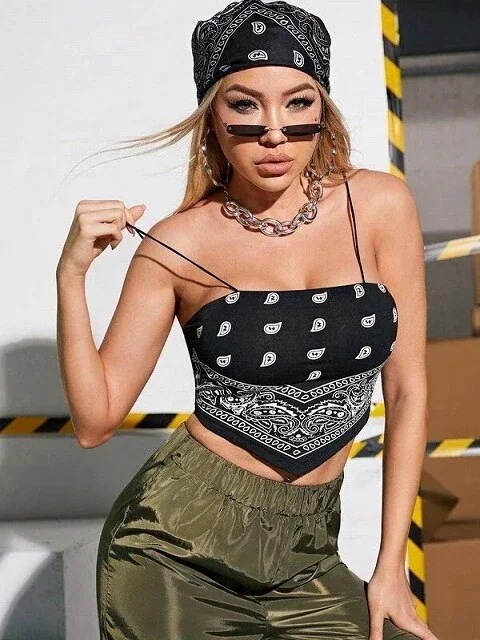 ペイズリー バンダナ トップス ショート丈 黒 赤 キャミソール ブラトップ セクシー インナー