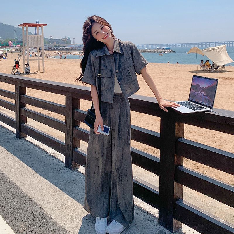 韓国の半袖シャツ ワイドパンツ 2セット 夏 2025年新作 カジュアル・スーツ 韓国 セットアップ セットアップ スウェット セットアップ