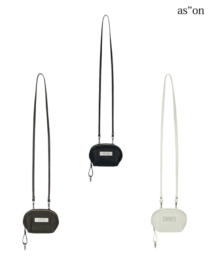 韓国限定 韓国人気 SNS 流行 トレンド ファッション アクセサリー Coy Pouch Bag (3カラー) - Black/Ivory/Brown 5,250円