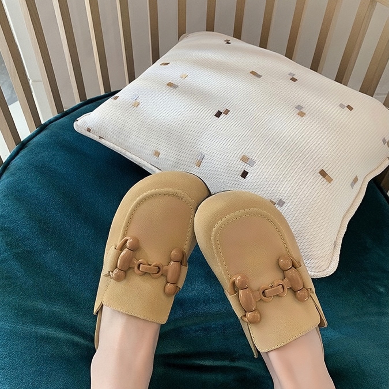 Cowhideバージョンスエイニンの同じスタイルと同じスタイルwangzai Xiaokuo Ai Horse Bit Retro Sick Soled Soce Shoes Women s Hal