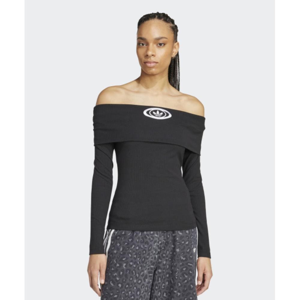 adidas Off-shoulder top black KA2690 8,100円