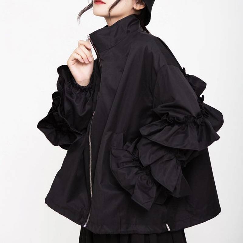 ジャケット アウター レディース ショート丈 ジャンパー 黒 フリル スタンドカラー おしゃれ 個性的 長袖 ジッパー 大人カジュアル かっこいい モード 大きめ オーバーサイズ ストリート 秋 冬