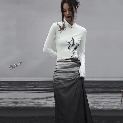 アイヌ工芸 熊前爪のネックレス 青玉 マッコウ鯨 紐は手編み 【公式通販】