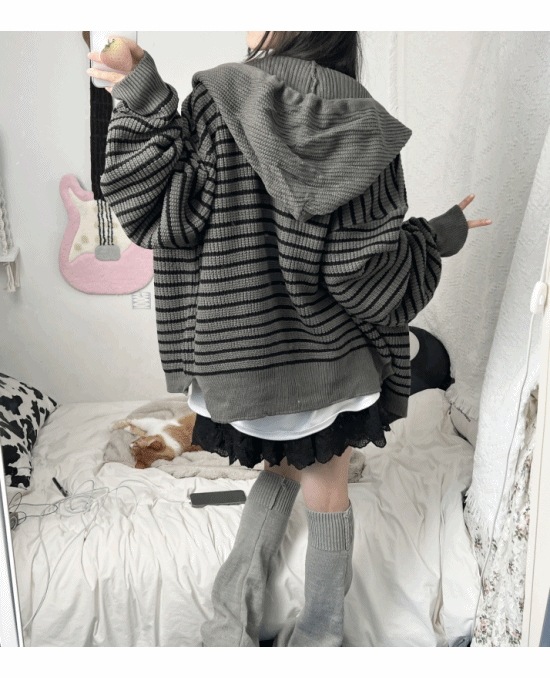 stripe over knit hood zip-up