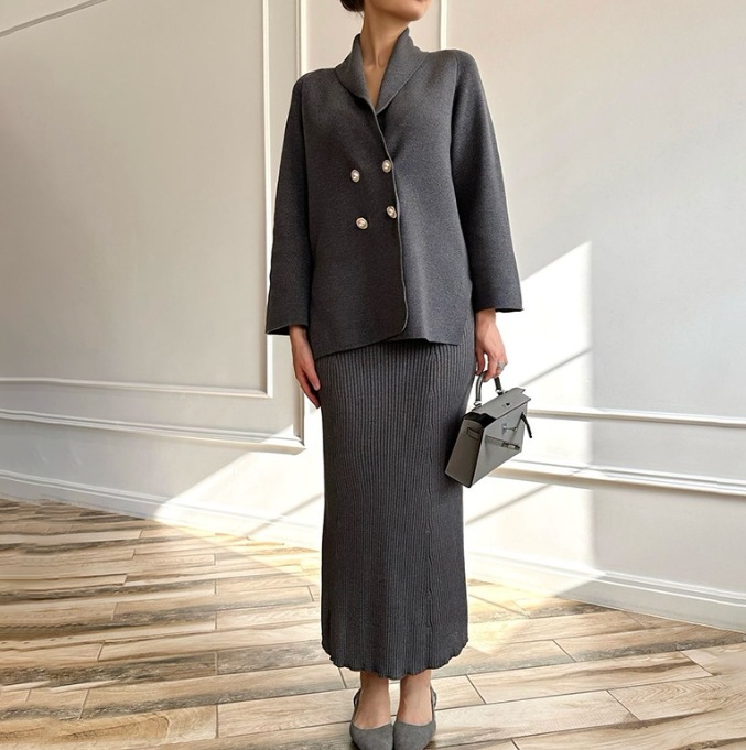 婦人服無地長袖ボタンジャケットスカートファッションスーツ367