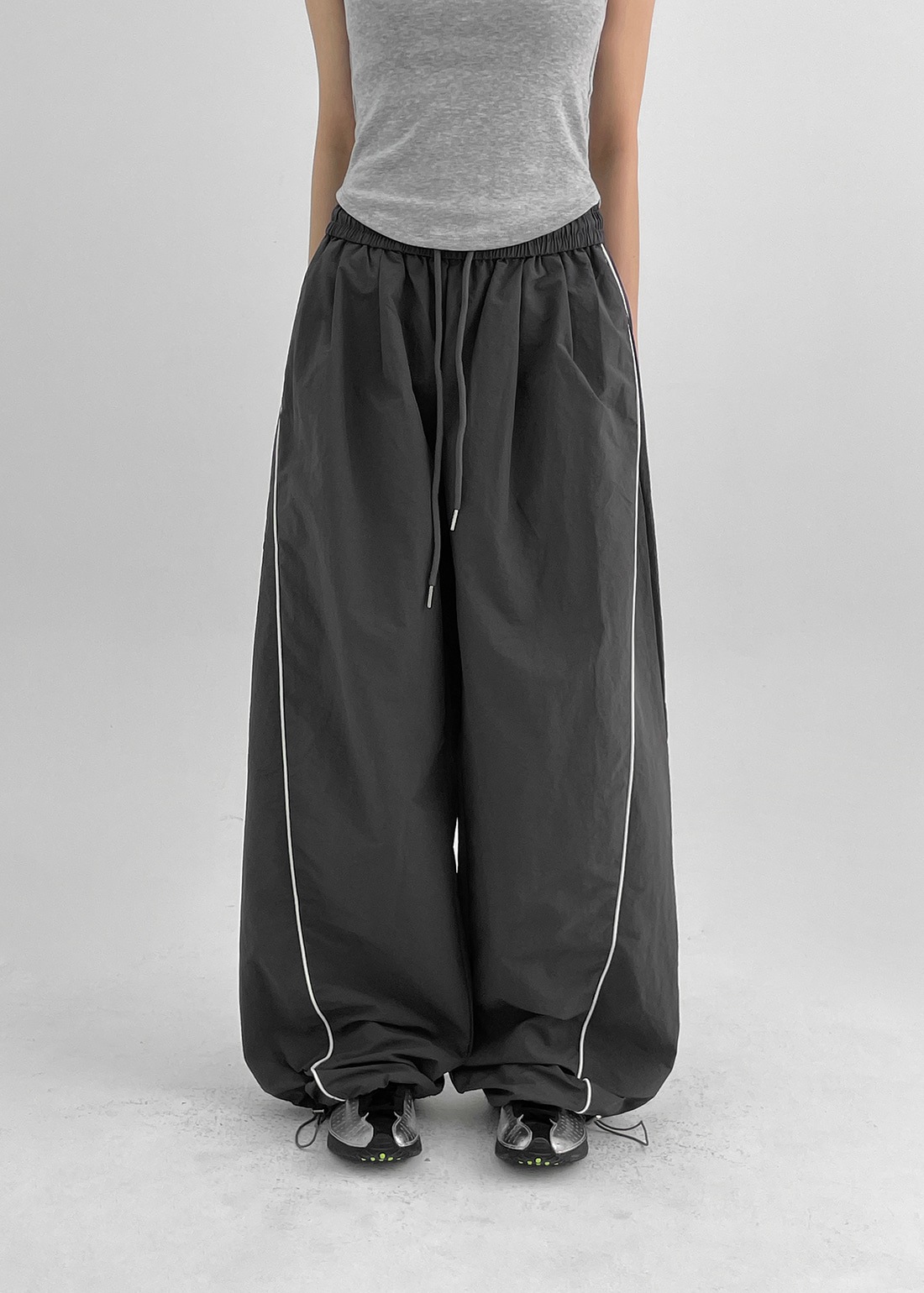 パルティング折りたたみラインナイロンストリングパンツ 5,576円