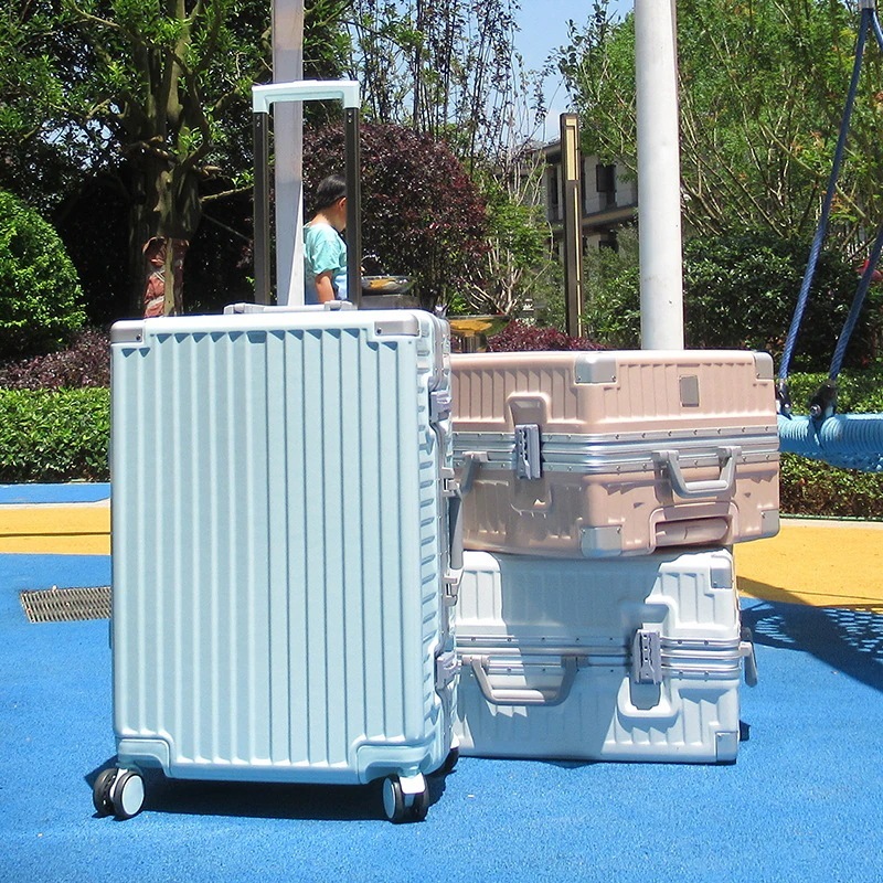 スーツケース アルミフレーム ファッション新色 万向輪 軽量 旅行 出張 キャリー 2025年最新品