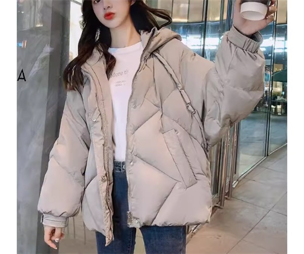 レディース コート アウター 上着 ダウンコート ミドル丈 長袖 ストレート ファスナー ポケット 厚手 中綿 フード 大人可愛い シンプル カジュアル おしゃれ かっこいい レトロ メンズライク 5,863円