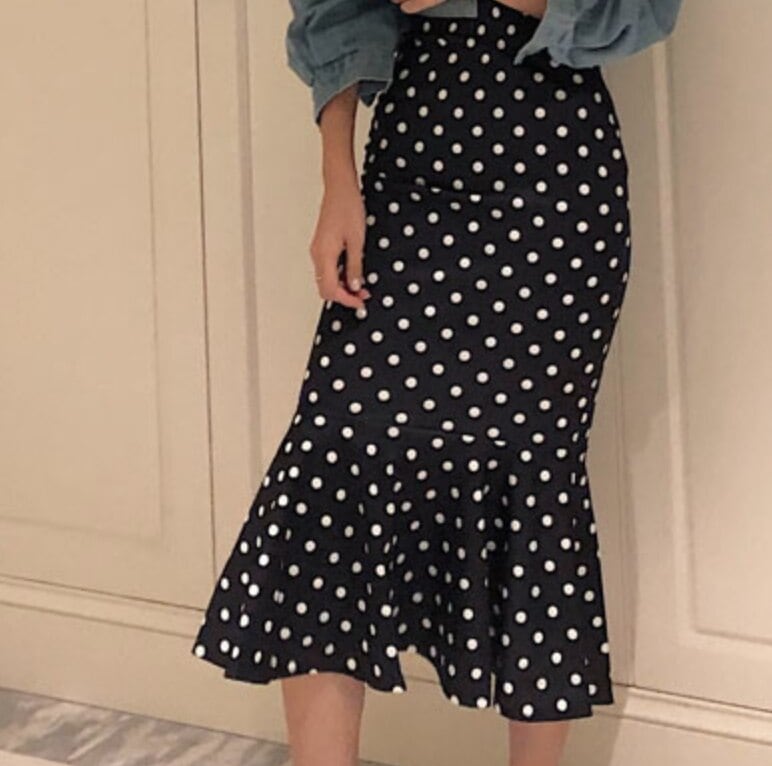 ワンピース デート かわいい 大人可愛い きれいめ シンプル カジュアル 大人 上品 おしゃれ マーメード　水玉 ひざ下 着回し レトロ 3XL 4XL 韓国 ブラック イベント 休日 モテ コーデ