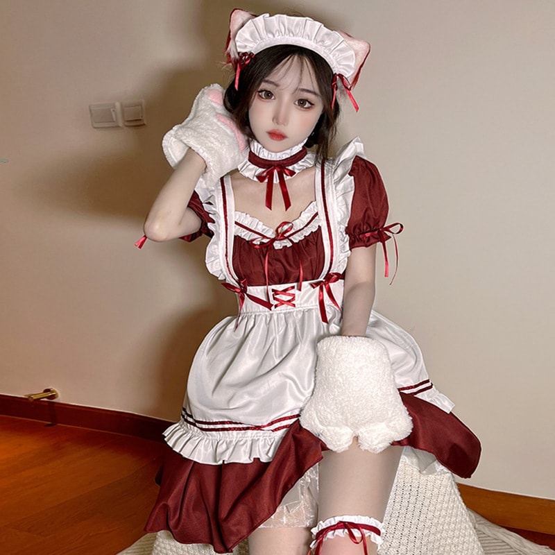 【1点ご購入 で10点プレゼントいたします】ニャンコ姫スカートコスプレ衣装ロリータが可愛いメイド服に扮する