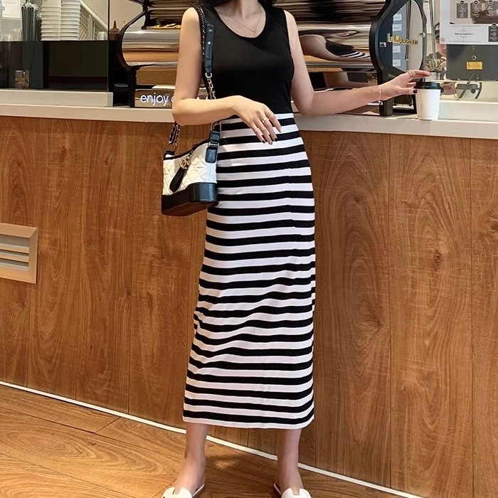 レディース ワンピース ロング 袖なし ノースリーブ Uネック ラウンドネック セミフレア ウエストマーク 切り替えデザイン バイカラー 配色 ドッキング かわいい 大人可愛い カジュアル おしゃれ