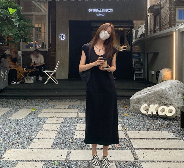 ワンピース Tシャツ マキシ マキシ丈 袖あり フレンチスリーブ Uネック 襟なし セミフレア スリム 細身 ストレート Iライン かわいい 大人可愛い きれいめ シンプル カジュアル 大人 おしゃれ