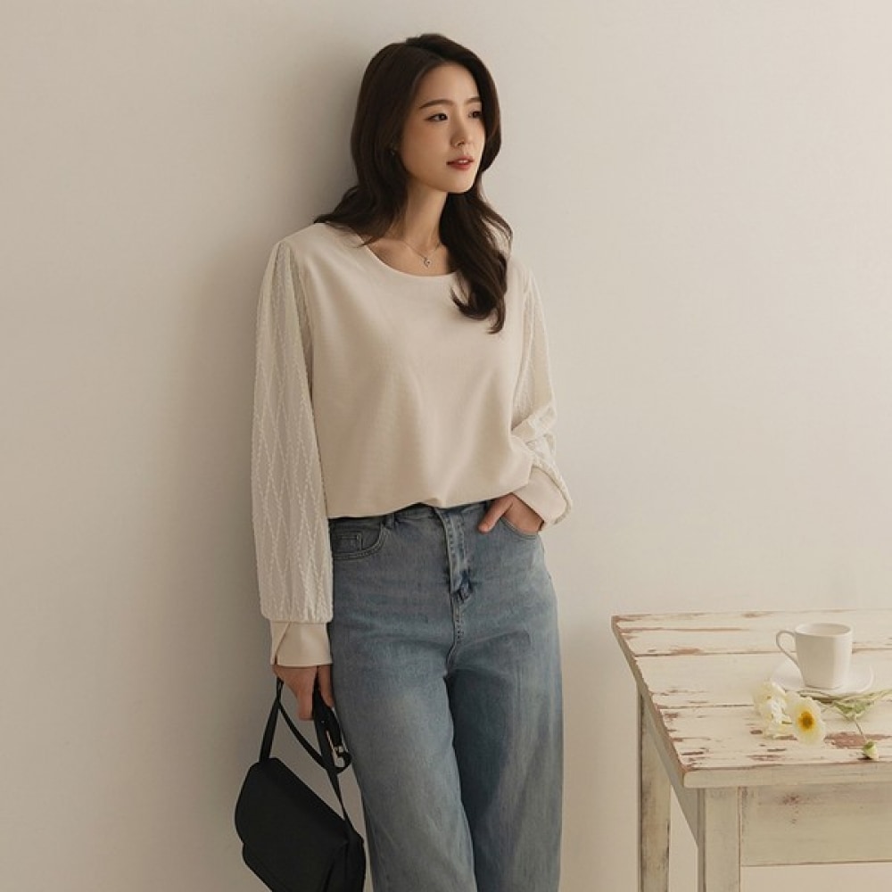 [Elysia] ロゴラウンドスリーブカラーTシャツ