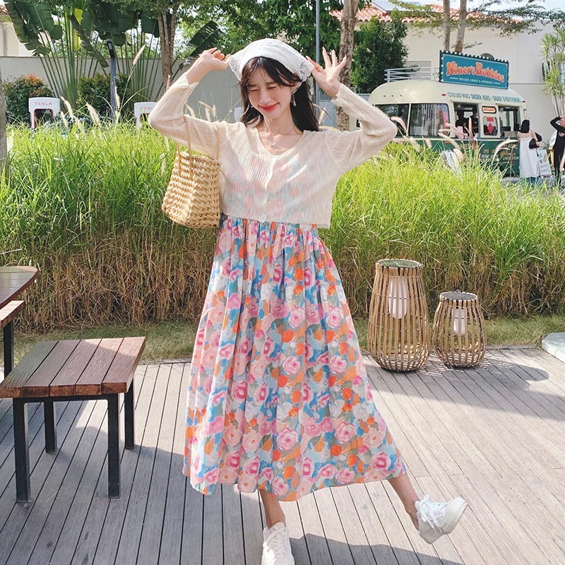 実際のフランスのドーパミンの花のホルタードレスセット2024夏モデル甘い休日スタイルハイウエストミドルレングスドレス 6,133円