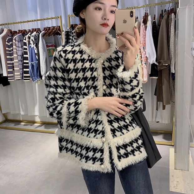 アウター レディース 送料無料 2色 ジャケット ノーカラージャケット ファー フリンジ 千鳥格子 ツイード風 チェック パールボタン トラッド ポケット付き オーバーサイズ 襟なし インスタ トレン
