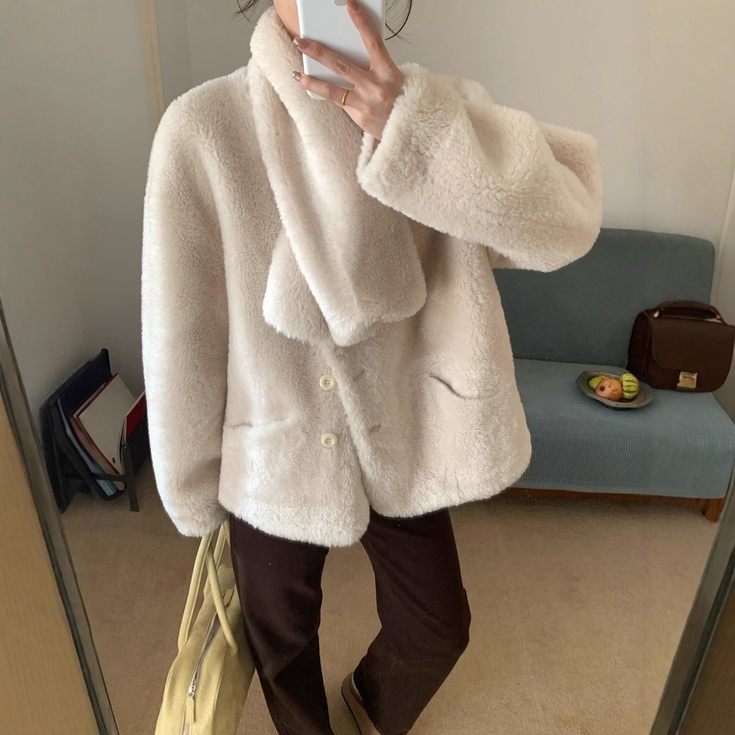 大人気【3日出荷】冬保温 V ネックマフラー付き ファーレザー一体型ショートアウター レディース フェイクファー
