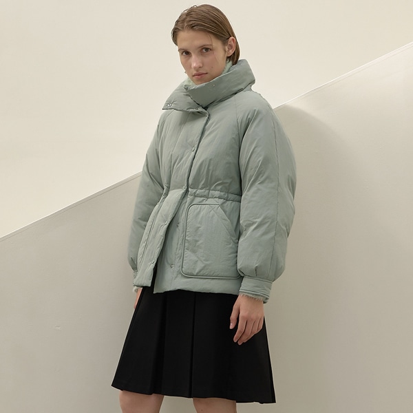 (JP-525)Sharon high neck half padded jumper