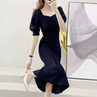 ワンピース フレアワンピース ワンピドレス ひざ丈 ミモレ丈 袖あり 半袖 5分袖 パフスリーブ スクエアネック 襟なし フレア スリム マーメイド ウエストマーク ファスナー きれいめ シンプル