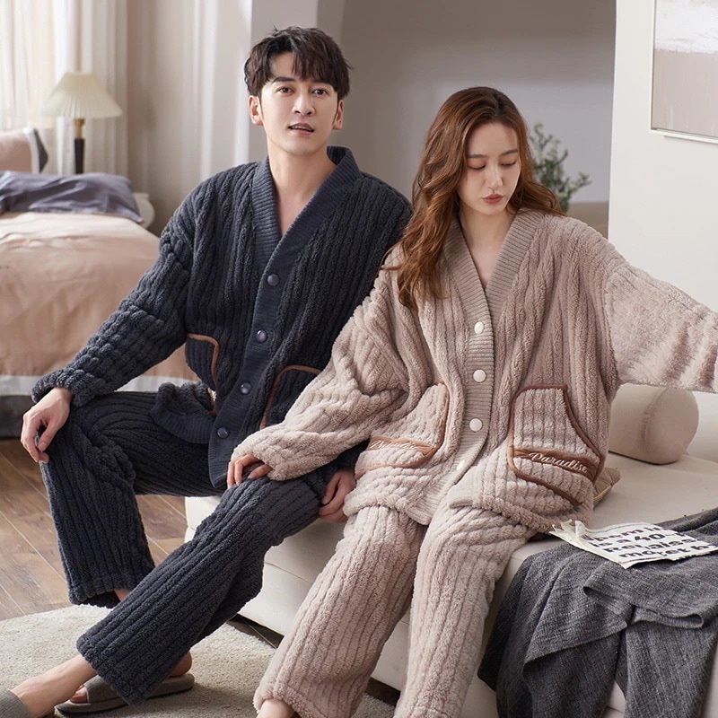 パジャマカップルペアルックルームウェアフラノフランネル冬ペアパジャマ長袖モコモコパジャマペアルックお揃いレディースメンズネグリジェレディース 4,804円
