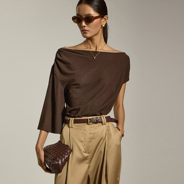 E3819 アンバランス オフショルダー トップ