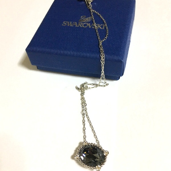 箱付 シルバー 黒 ラインストーン 8,624円