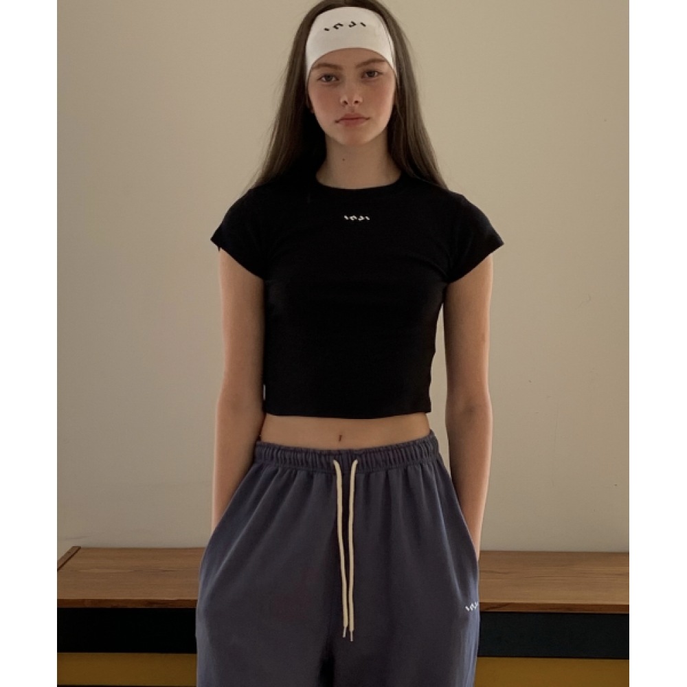 INJIACTIVE リブ編みロゴベビー T シャツブラック