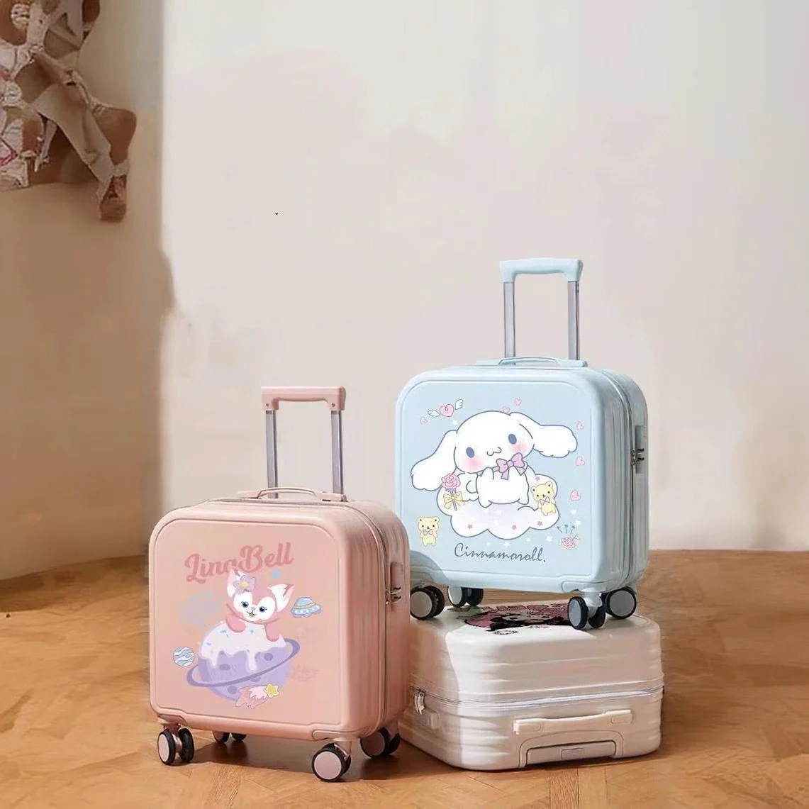 【即納】お出かけ 旅行 小学 キッズ用 20インチ 18 ロック搭載 軽量 静音キャスター リーナベル キャリーバッグ 小型 子ども用キャリーケース シナモロール サンリオクロミ スーツケース 新品