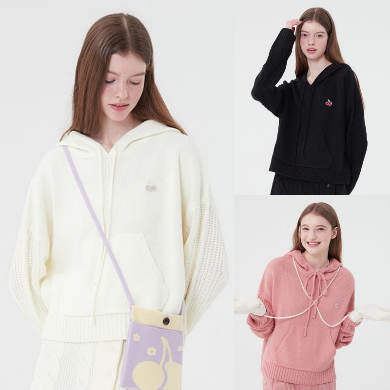 SMALL CHERRY SHORT KNIT HOOIDE 韓国正規品 HOOD