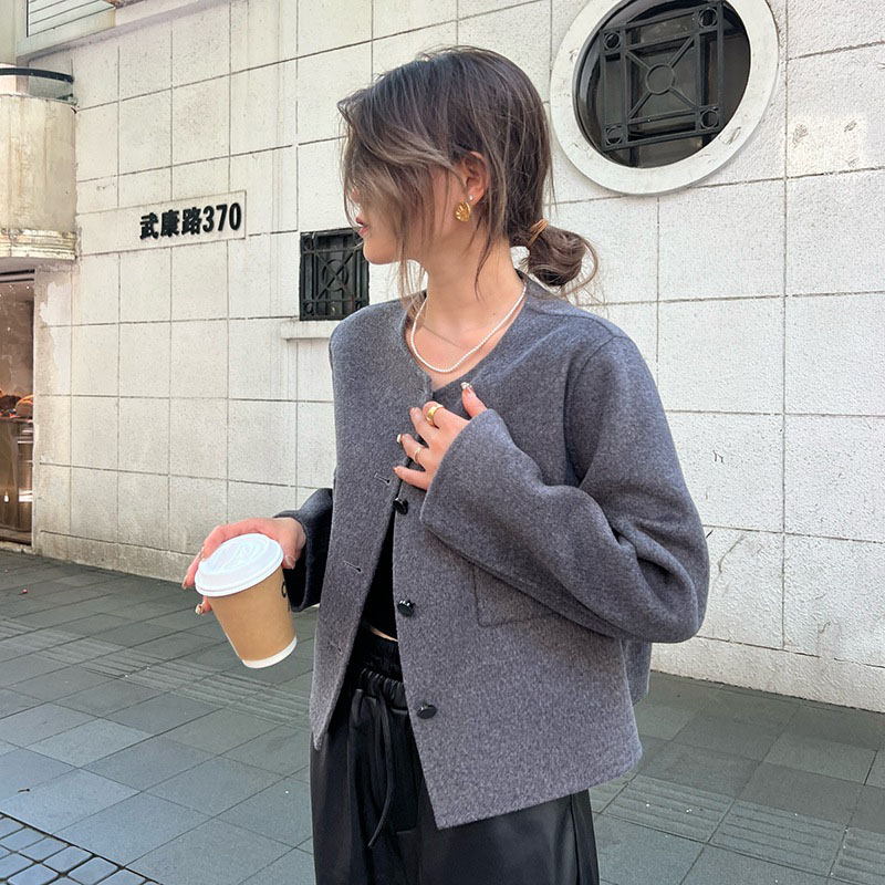 レディースコート ウールコート 着痩せ チェスターコート ショート丈コート レディース ファッション コート高級感 秋冬 防寒 暖かさ ベルト付き コート ジャケット アウター 小きいサイズ オフィス