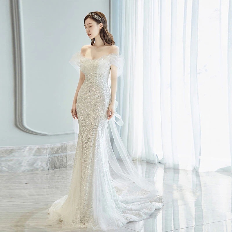 パーティードレス結婚式ドレスウェディングドレス シンプル ウェディングドレス ウェディングドレス白簡約 結婚式 露背 二次会