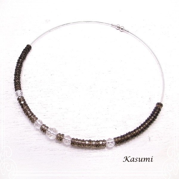 スモーキークォーツと水晶のワイヤーネックレス 天然石 Kasumiかすみ アクセサリー/作家/ハンドメイド