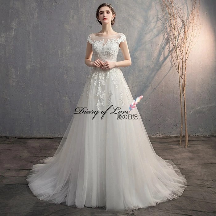 ウェディングドレス Aラインドレス　大きいサイズ　ウェディング　花柄エンパイアドレス　二次会　結婚式ドレス　エンパイア　トレーン付き　ベアトップ結婚式二次会忘会披露宴　ドレス ウェディングドレス 編