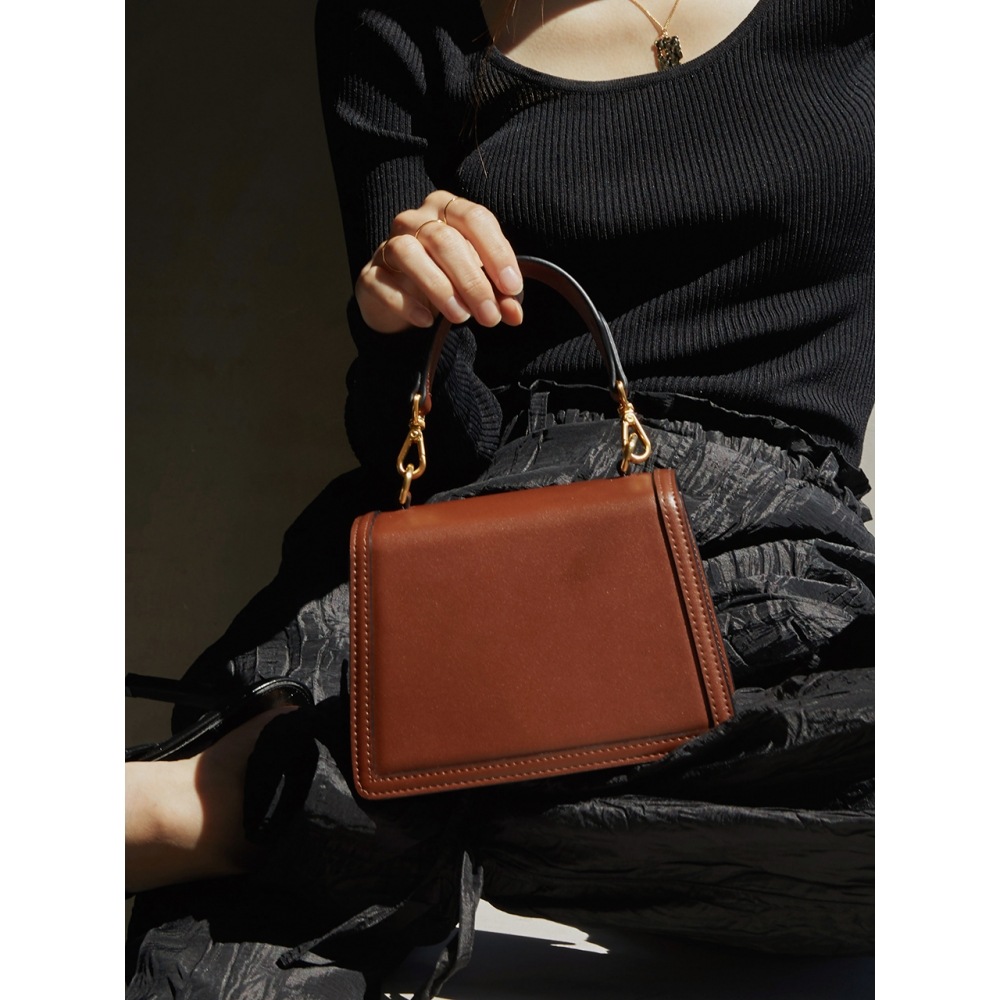 SEMICODE アコードバッグ - ラインキャメル