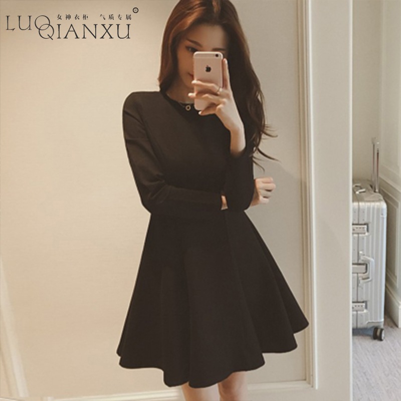 2025春韓国長袖ヘップバーン小さい黒いスカートは底ワンピース春秋金厚いa字蓬スカート女性潮を打ちます 10,196円