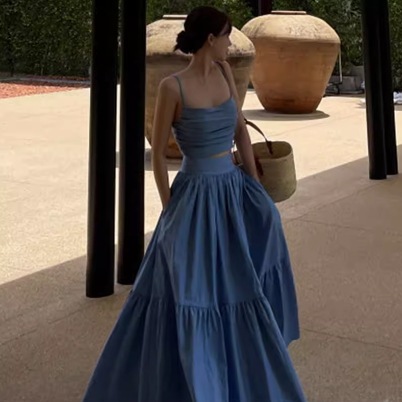 レディース スカート トップス キャミソール セットアップ フレア ティアード ノースリーブ Vネック 細身 フェミニン ハイウエスト ウエストゴム 大人可愛い きれいめ シンプル カジュアル 上品