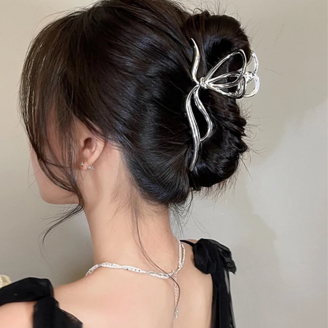 【ポイント5%還元】銀色バタフライ ヘアクリップ上品で華やかなまとめ髪に