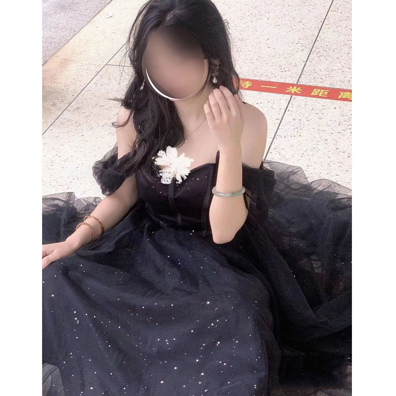 でエレガントな気質を持つ女性用イブニングドレス2025宴会学生成人式ホストは通常ロングスタイルを着用できます