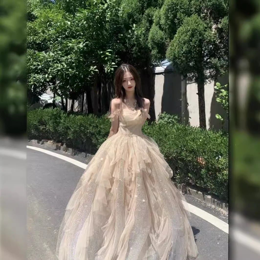 シャンパンカラーイブニングドレス女性用2024歳成人式プリンセスドレス宴会ホストチュチュスカートイブニングドレス